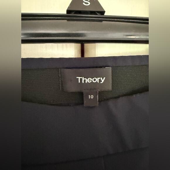 Theory Women’s Dark Blue Thaniel Kennett Stretchy Nylon Cropped Pull On Pant 10 - Picture 5 of 9